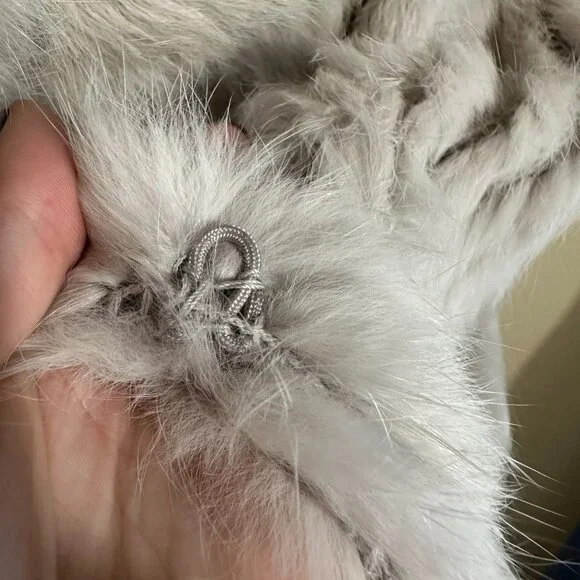 Love Token Genuine Rabbit Fur Vest - Off White, XS/S - Picture 7 of 7